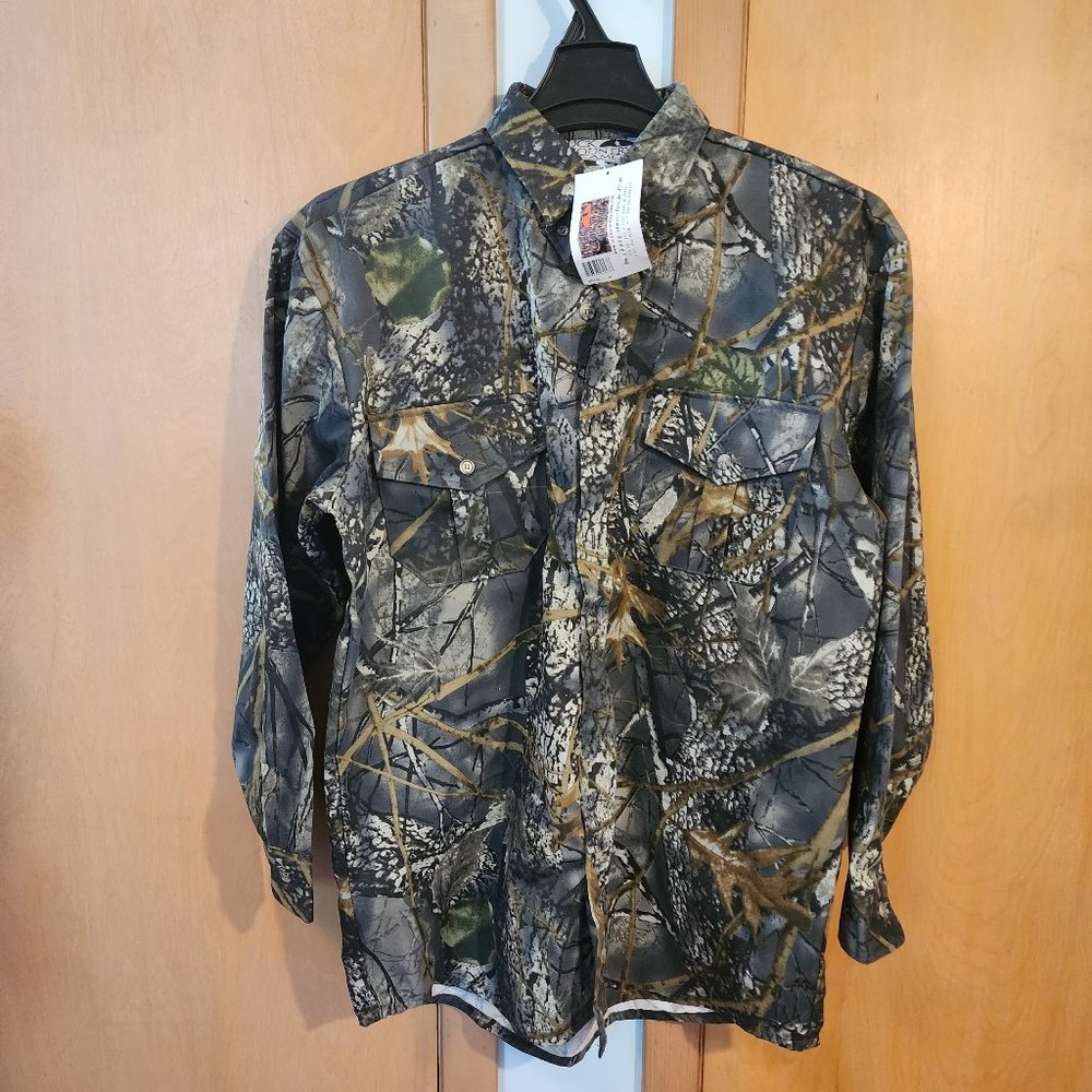 HUNTERS SPECIAL - MENS LEGENDARY BUCK COUNTRY CAMO SHIRT - SIZE MEDIUM NWT